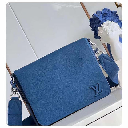 Louis Vuitton Unisex LV Takeoff Messenger Atlantic Blue Cowhide Leather Textile Lining