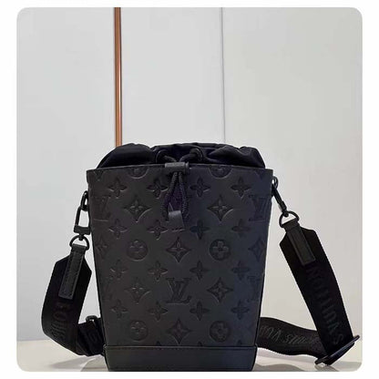 Louis Vuitton Unisex Noe Sling Black Calf Leather Textile Lining Drawstring Closure