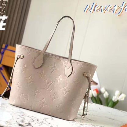 Louis Vuitton Women LV Neverfull MM Carryall Tote Tourterelle Gray Embossed Grained Cowhide