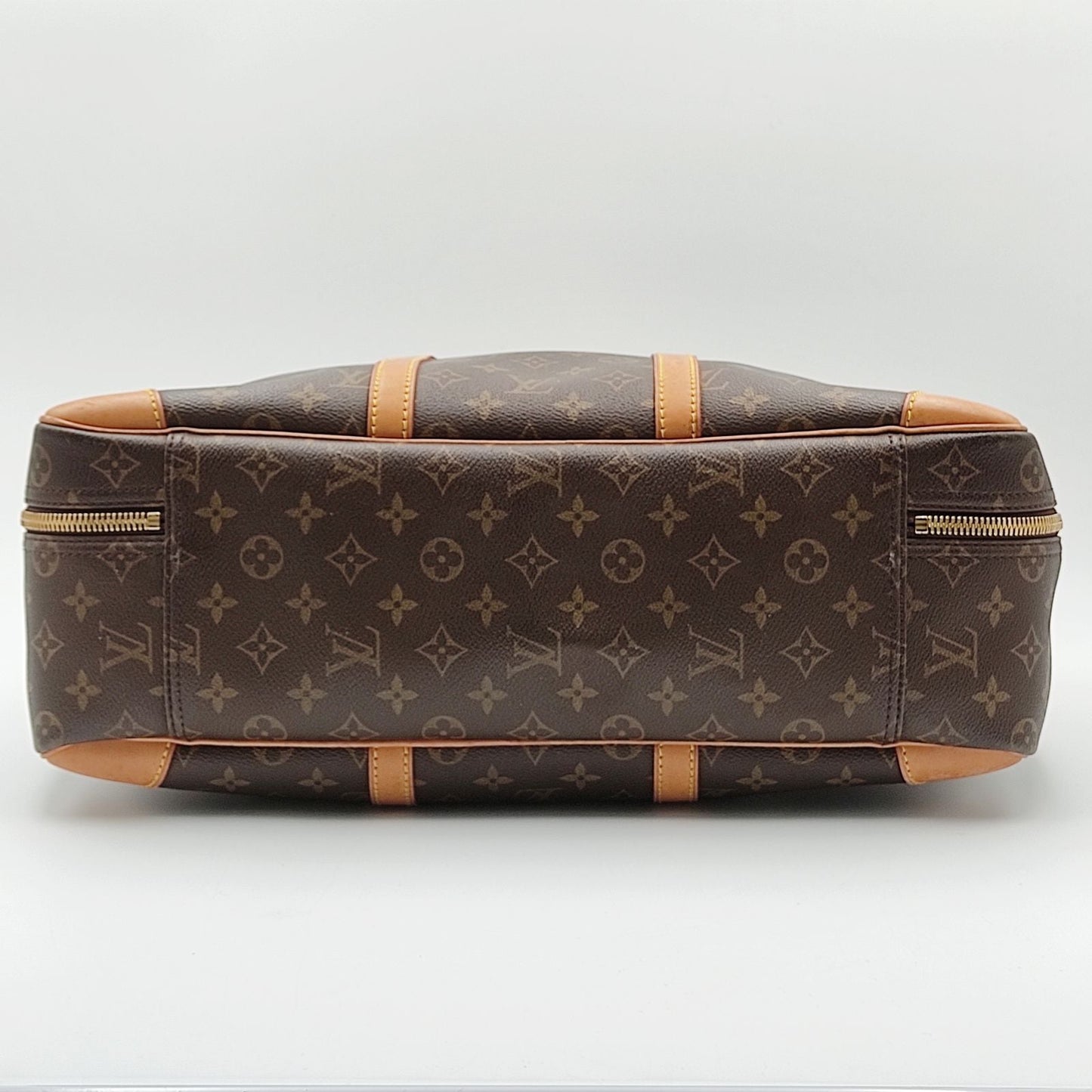 LOUIS VUITTON Sirius 45 Monogram travel bag