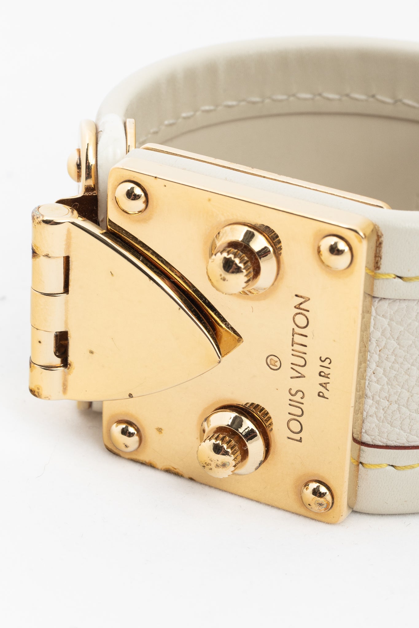 Louis Vuitton Suhali White Leather S-Lock Bracelet