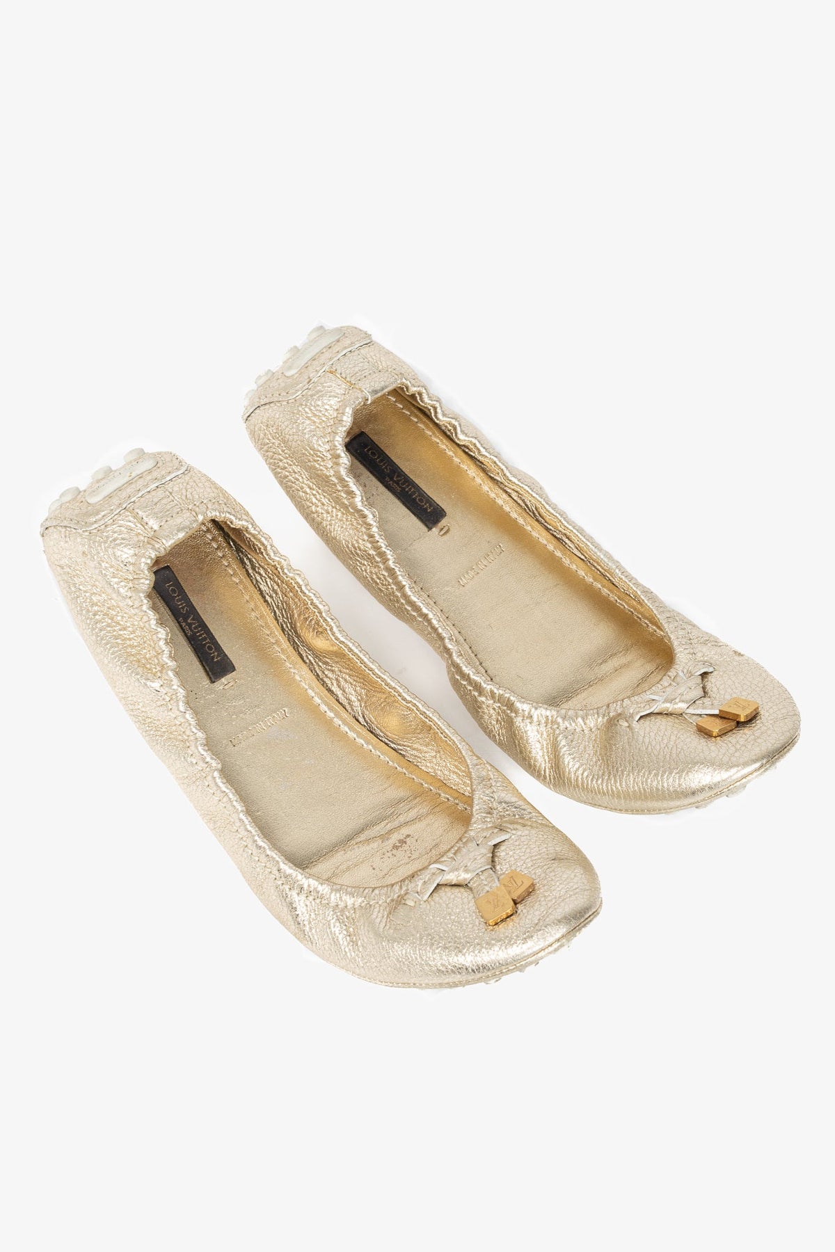 Louis Vuitton Lemon Metallic Gold Pebbled Leather Bow Scrunch Flats