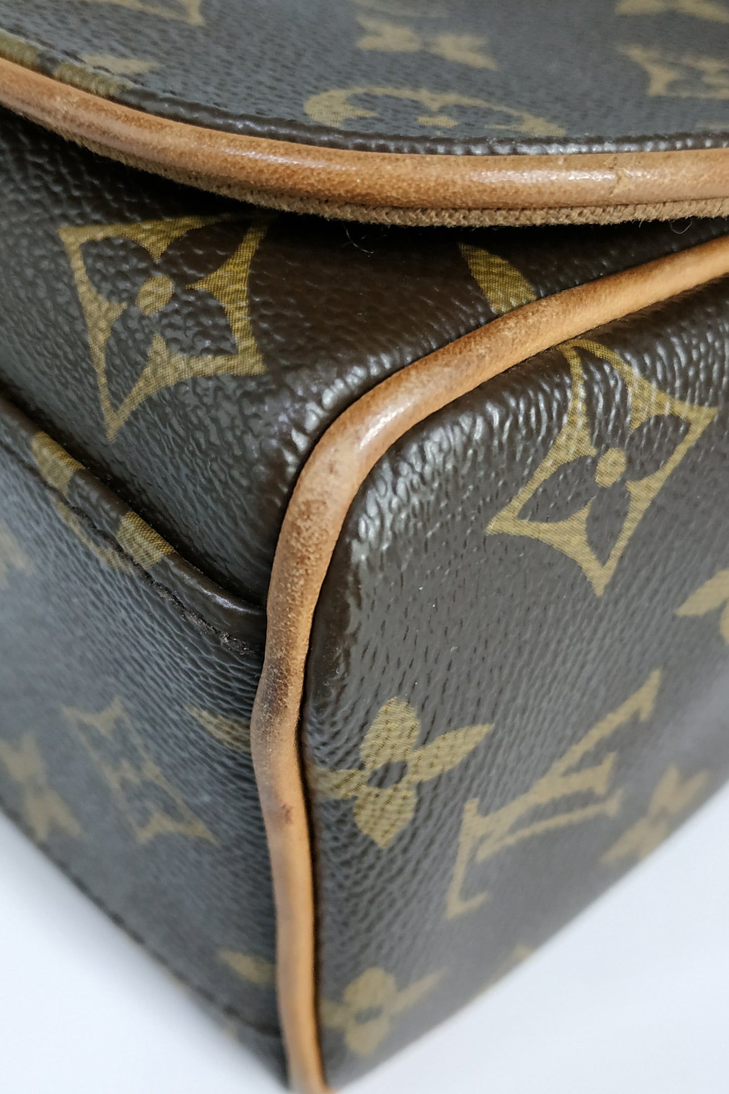 Monogram Abbesses Messenger Bag Brown