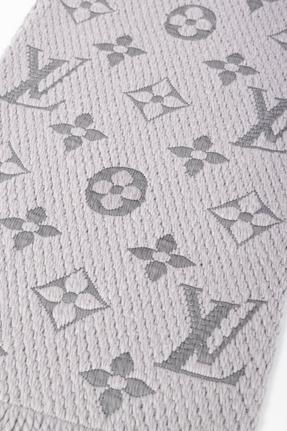Louis Vuitton Logomania Pearl Grey Wool Monogram Fringe Scarf
