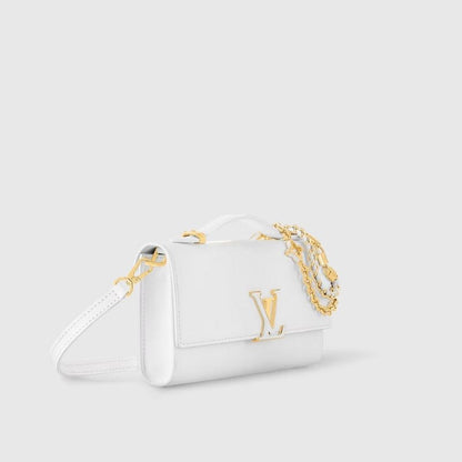 Wallet On Chain Capucines Handbag