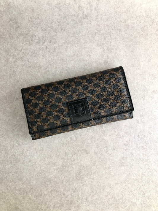 CELINE  Long Wallet Black Vintage nvvpfx