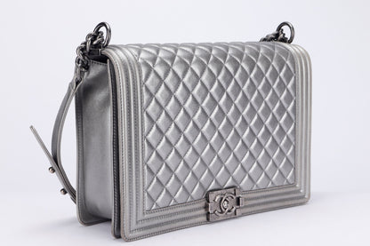 Chanel Le Boy 30cm (1973xxxx) Large Size, Metallic Silver Lambskin Ruthenium Chain, with , no Dust Cover