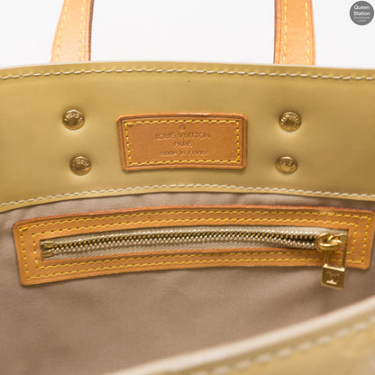 Louis-vuitton Reade PM Vernis Beige