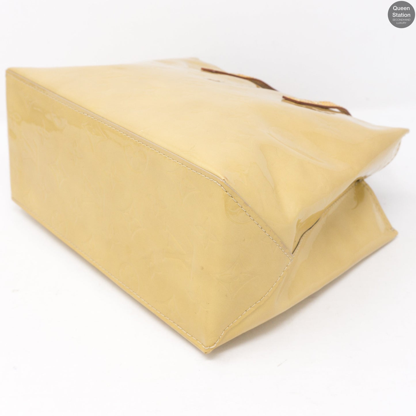 Louis-vuitton Reade PM Vernis Beige