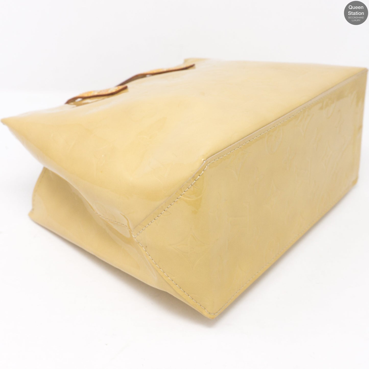 Louis-vuitton Reade PM Vernis Beige