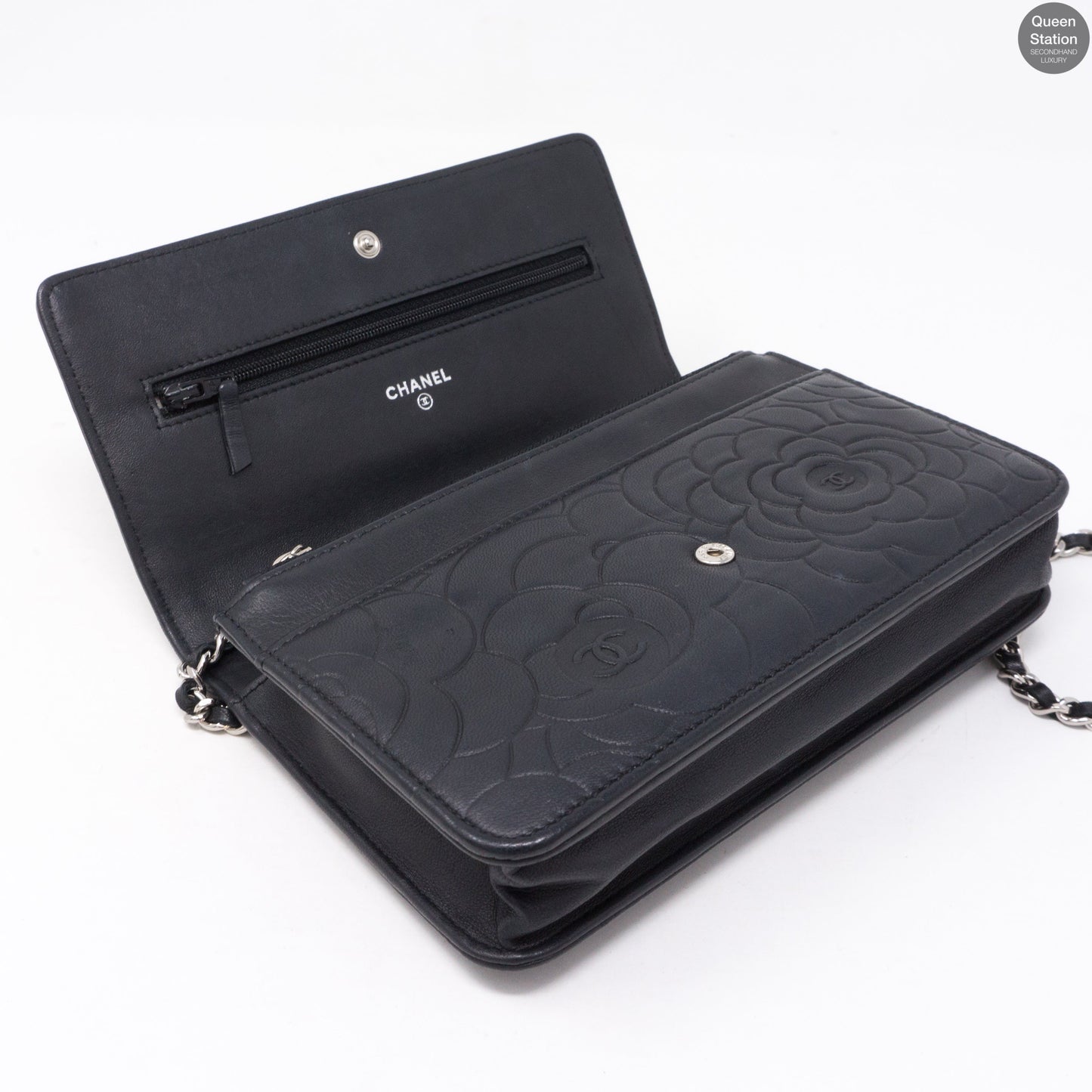 Black Leather Camelia Wallet On Chain