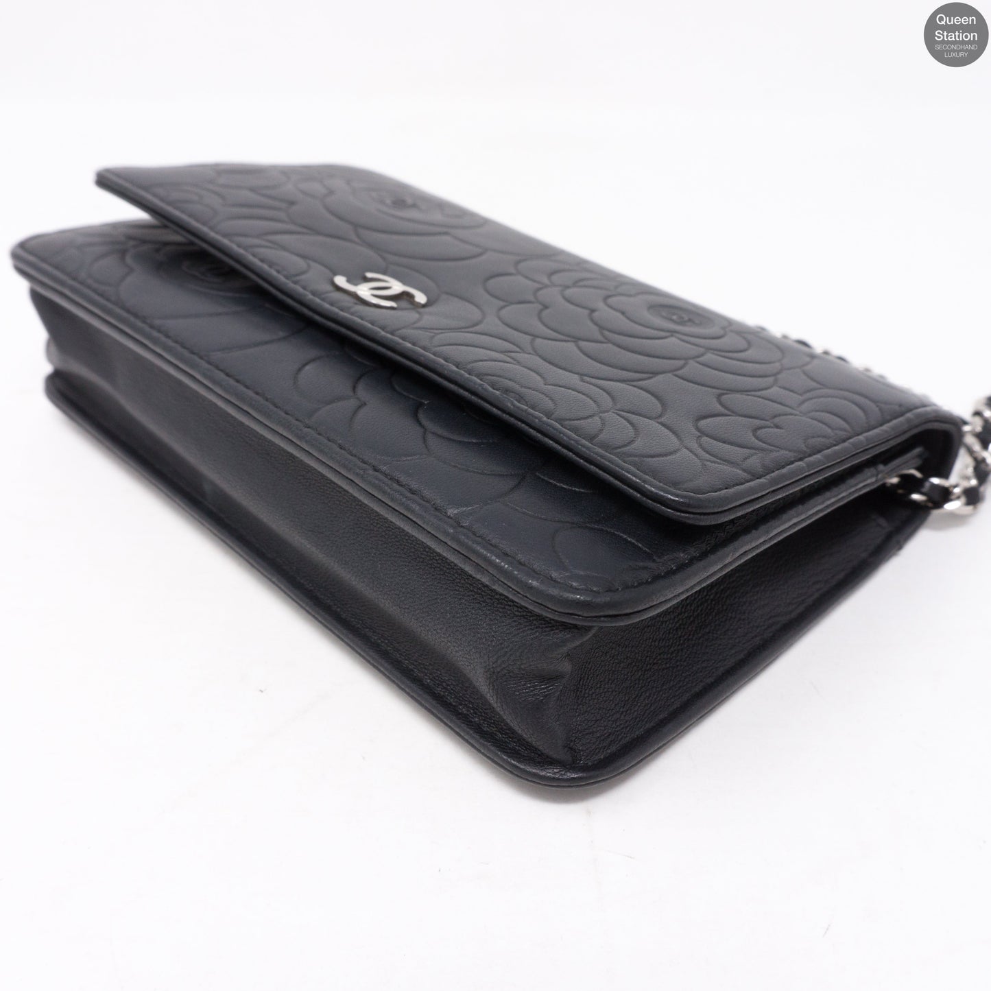 Black Leather Camelia Wallet On Chain