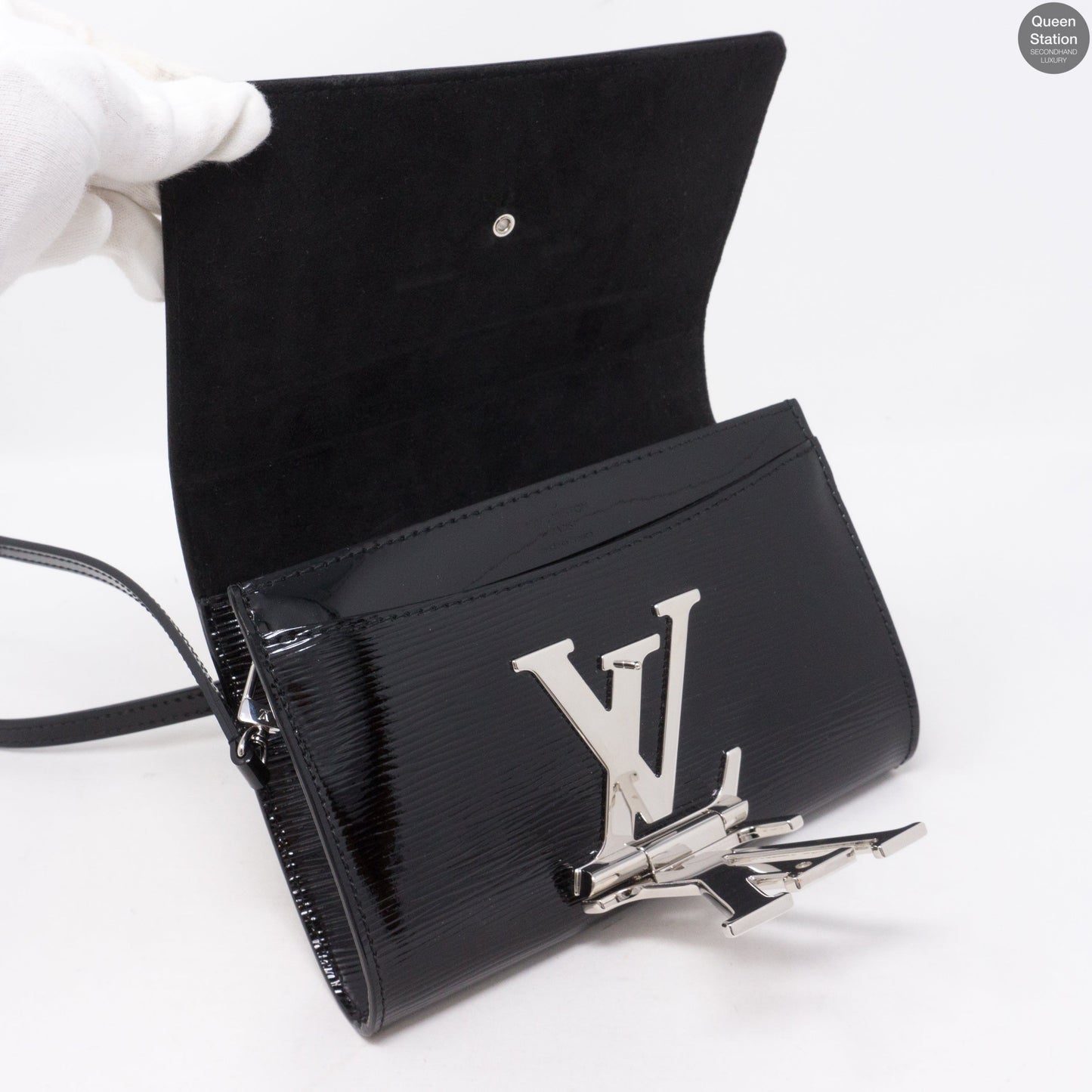 Louis-vuitton Pochette Louise PM Black Epi Leather