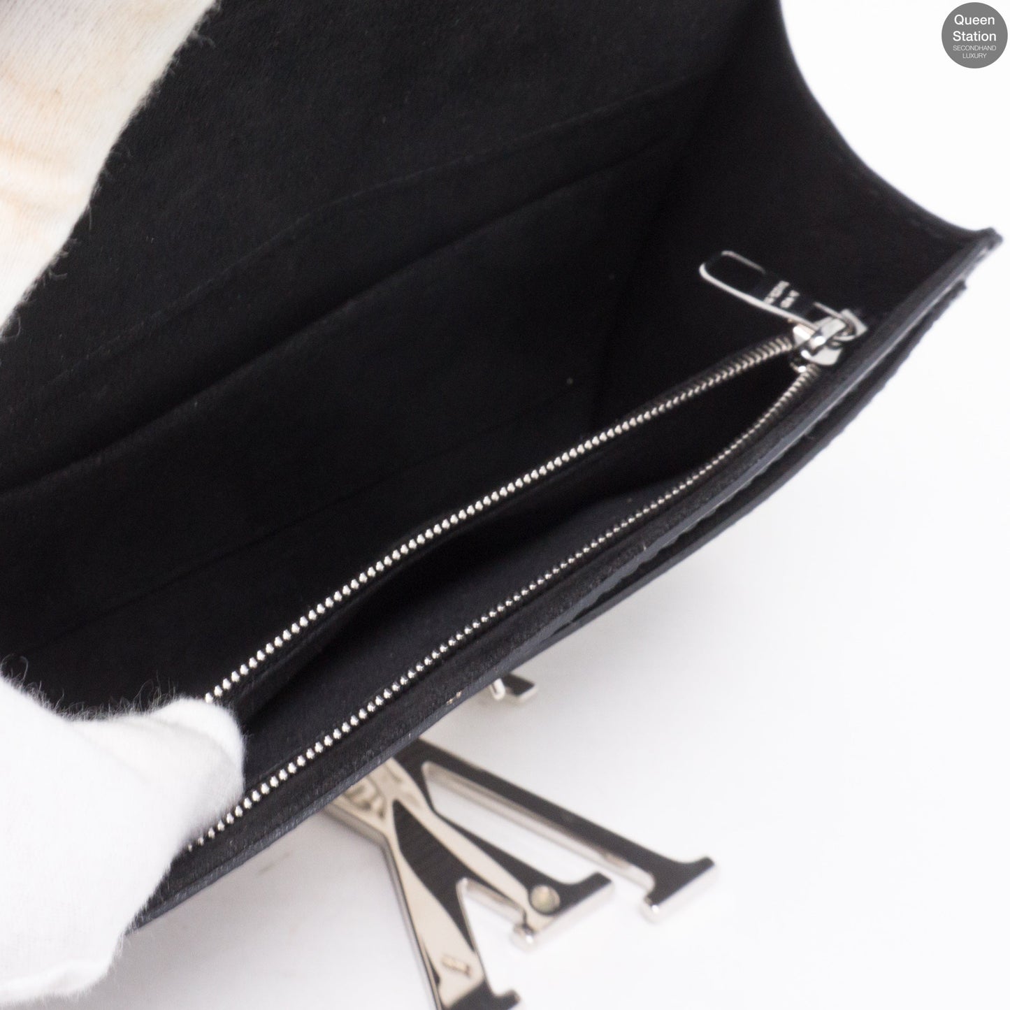 Louis-vuitton Pochette Louise PM Black Epi Leather