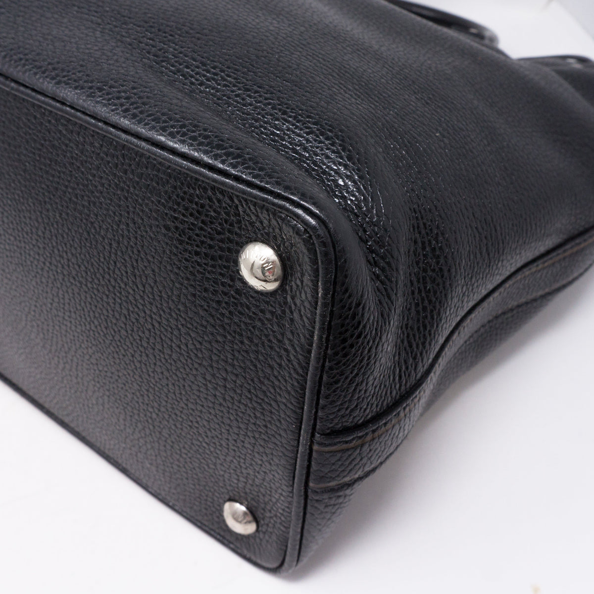 Louis-vuitton Tobago Trunks & Bags Black Suhali Leather