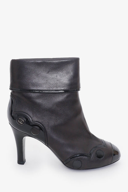 Chanel Black Leather/Patent Leather Detail \'CC\' Ankle Boots Size 37