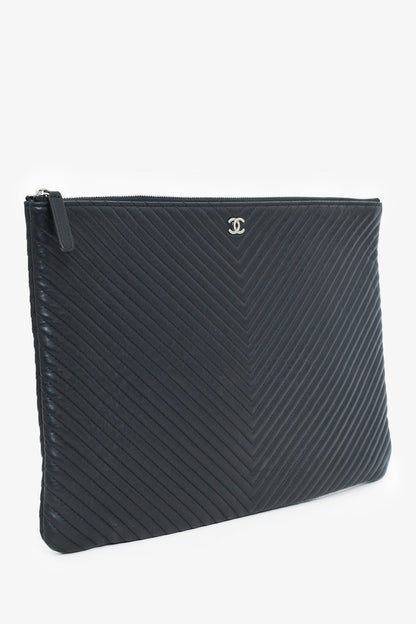 Chanel™ 2016 Black Leather Chevron Quilted O-Case