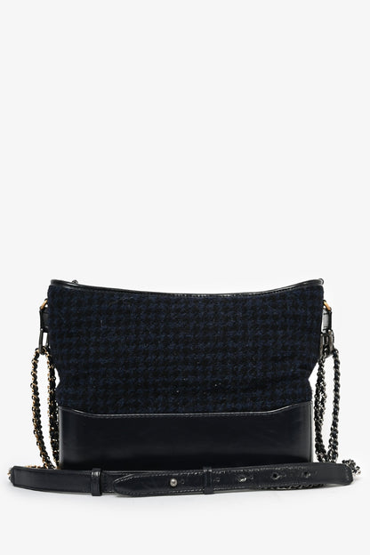 Pre-loved Chanel™ 2017 Navy/Black Tweed Hobo Large Gabrielle Crossbody Bag