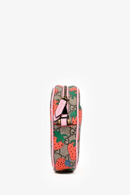 Gucci GG Strawberry Supreme Round Wristlet