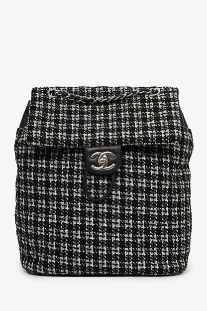 Pre-Loved Chanel™ 2016 Black/Silver Tweed 'Urban Spirit' Backpack
