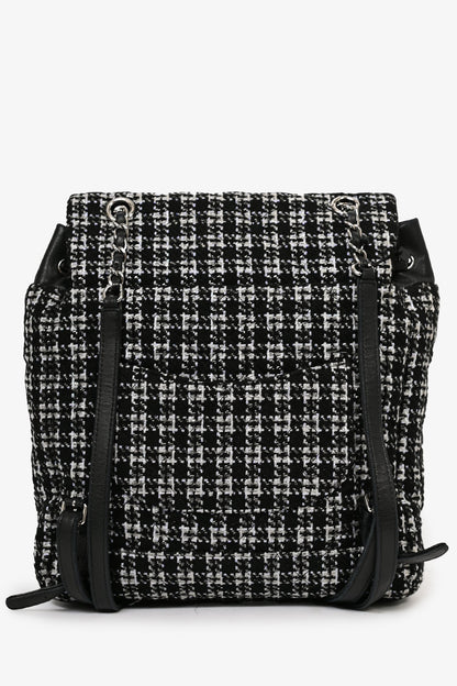 Pre-Loved Chanel™ 2016 Black/Silver Tweed 'Urban Spirit' Backpack