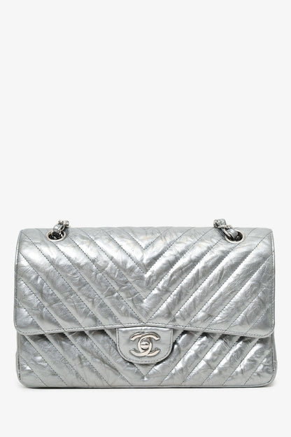 Pre-Loved Chanel™ 2018 Silver Metallic Patent Crumpled Calfskin Chevron Quilted Medium Double Flap