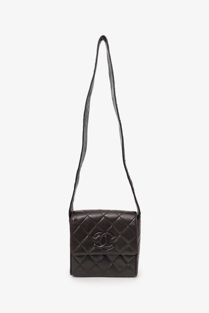 Pre-Loved Chanel™ 1991-94 So Black Quilted Lambskin Leather CC Shoulder Bag