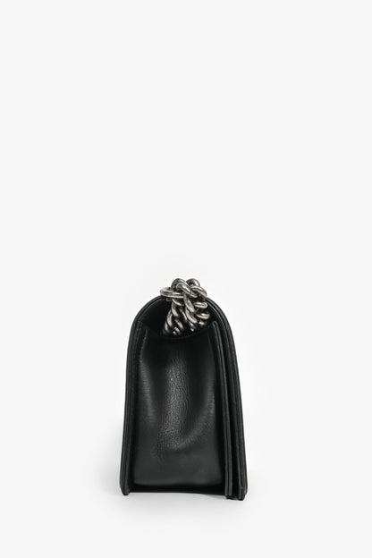 Pre-Loved Chanel 2019 Black Leather Medium Boy Bag