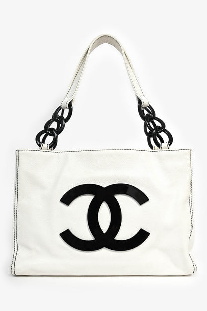 Pre-Loved Chanel™ 2004-05 White Caviar Leather Black Resin CC Chain Link Tote Bag