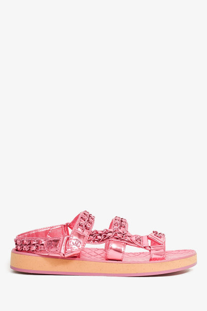 Chanel™ 2022 Metallic Pink Leather Chain CC Sandals Size 36.5C