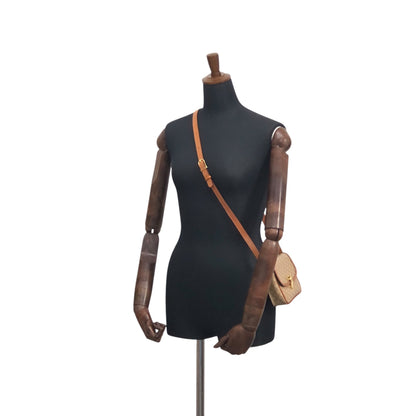 CELINE Macadam Flap Shoulder bag Beige Vintage vtaawi