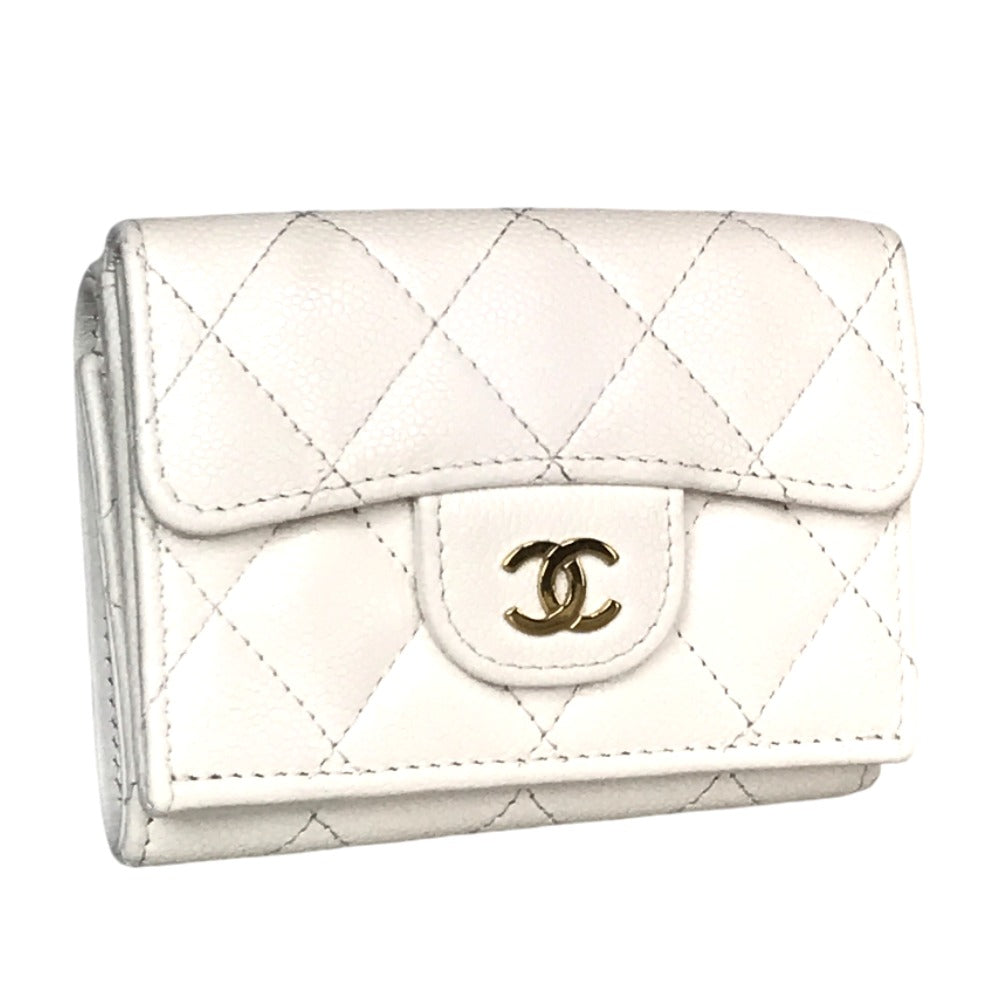 CHANEL Tri-fold wallet AP0230 Matt caviar skin white Classic Small Flap