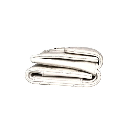 CHANEL Tri-fold wallet AP0230 Matt caviar skin white Classic Small Flap