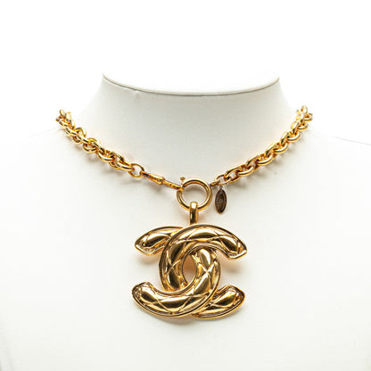 Chanel Quilted CC Logo Pendant Necklace Metal Necklace in Good condition
