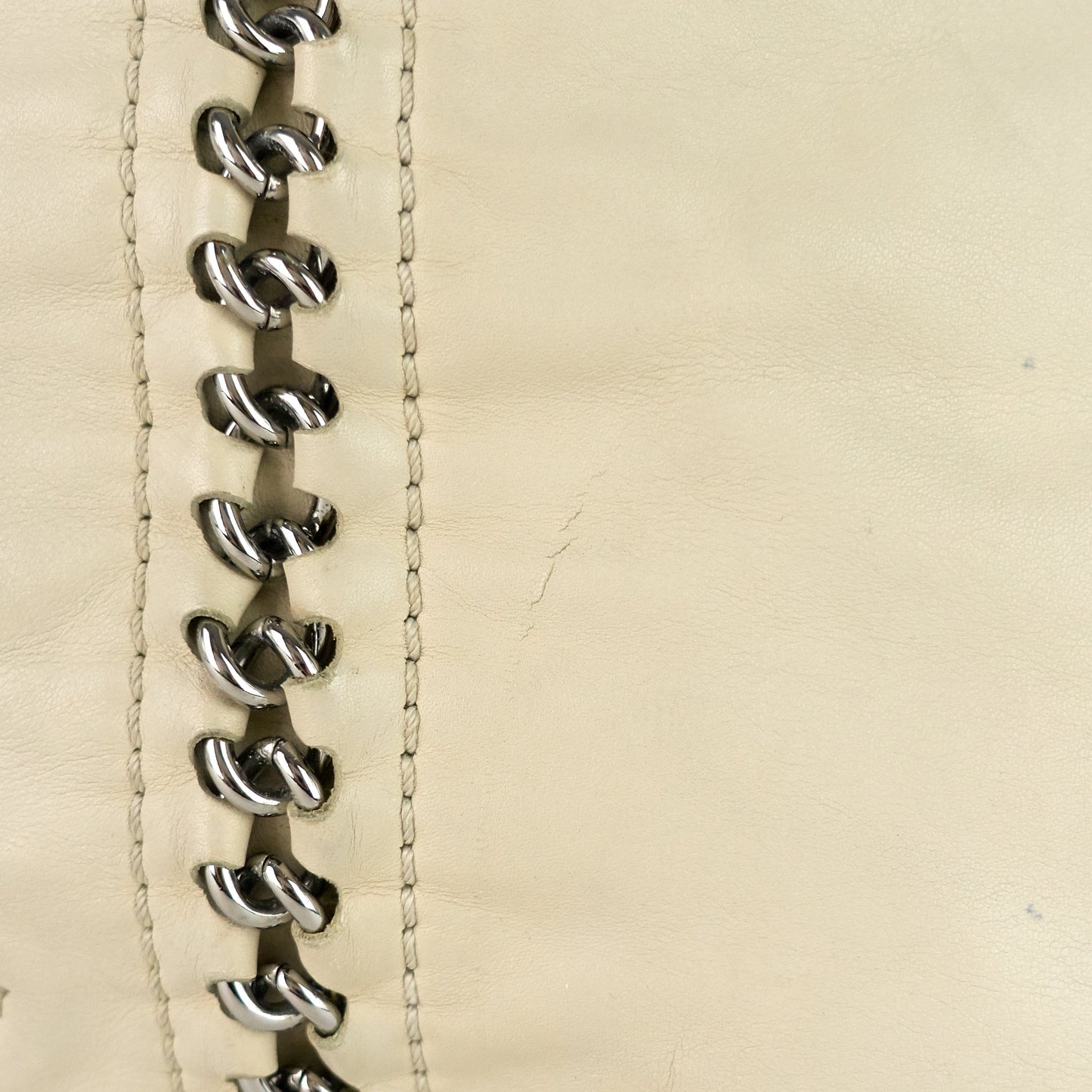 Modern Chain Zip Leather Tote Bag
