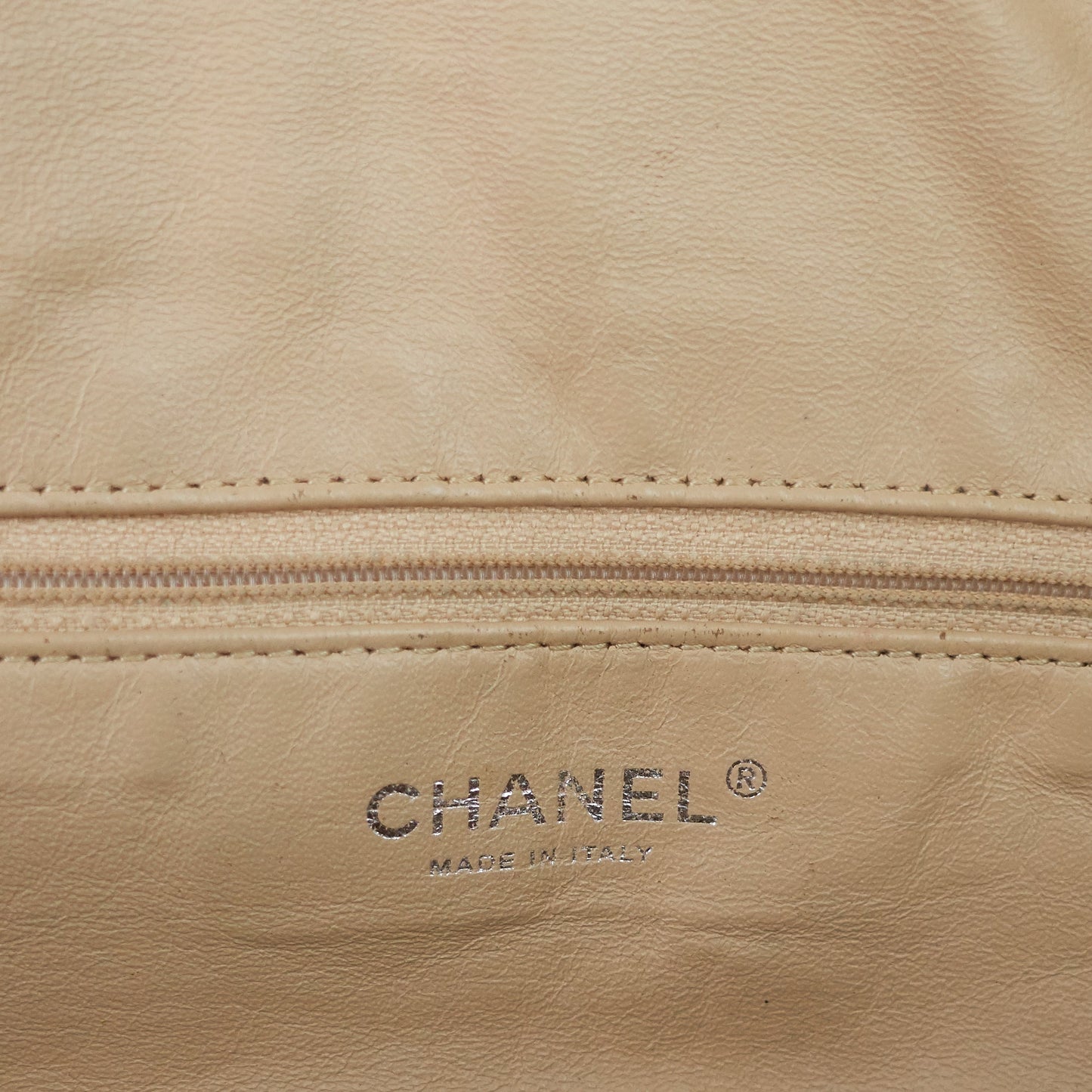 Modern Chain Zip Leather Tote Bag