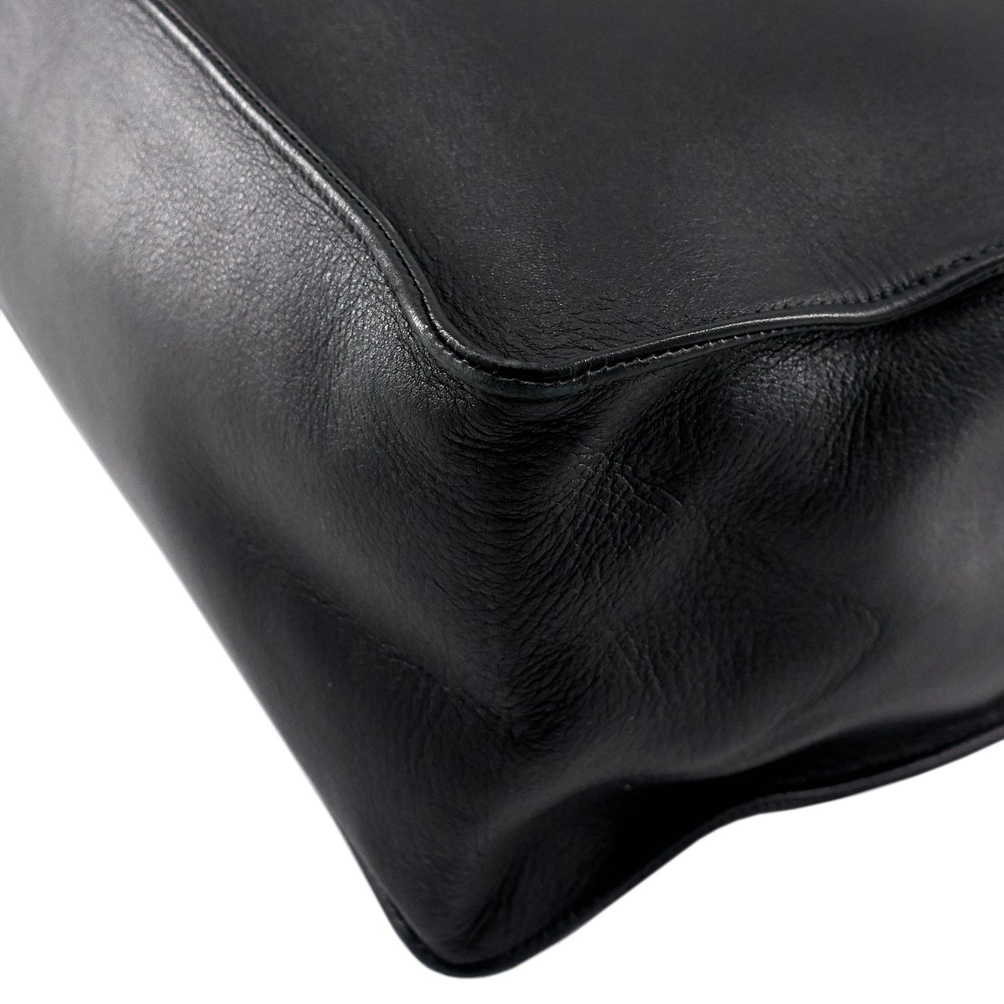 CC Chain XL Calfskin Leather Tote Bag