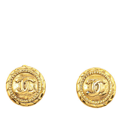Chanel CC Clip On Earrings Metal Earrings in Good condition