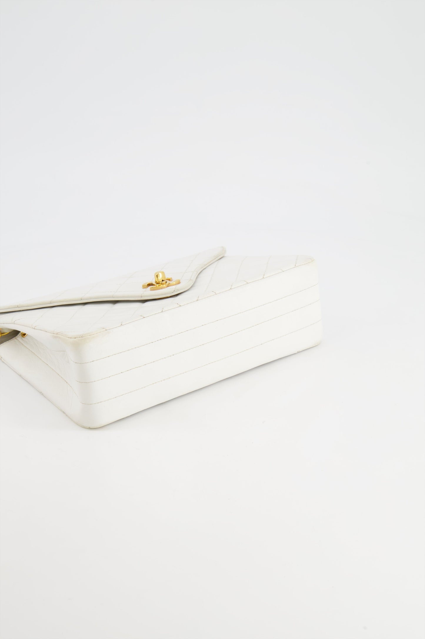Chanel Vintage White Quilted Lambskin Single Flap Bag with 24k Gold Hardware