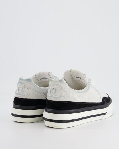 Chanel Coco 23B White and Black Suede Trainers with CC Logo Size EU 37.5