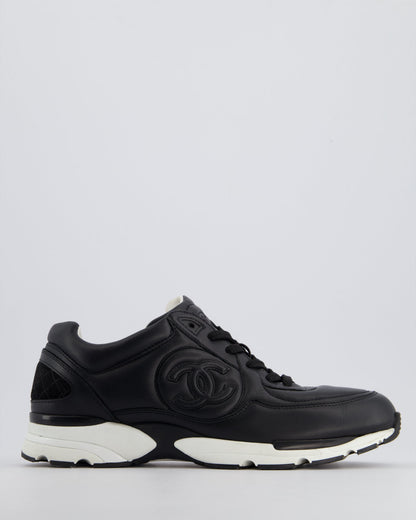 Chanel Black & White Leather Sneakers With CC Logo Detail Size EU 42