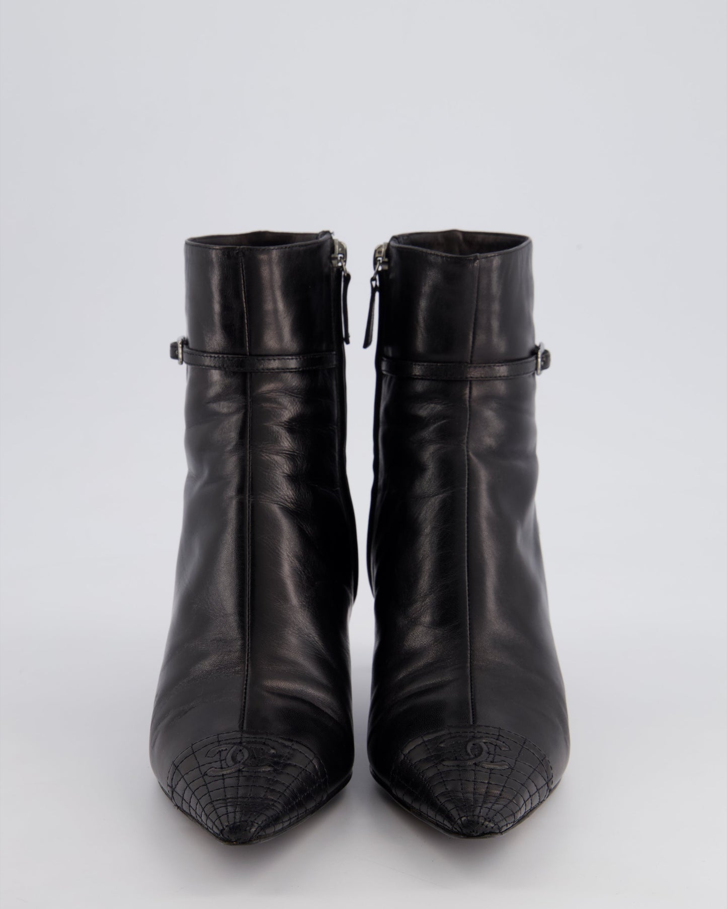 Chanel 05A Vintage Black Leather Pointed Toe Ankle Boots Size EU 36