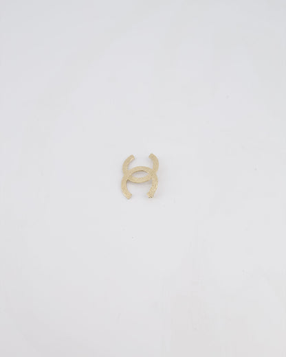 Chanel 16B Champagne Gold CC Textured Brooch