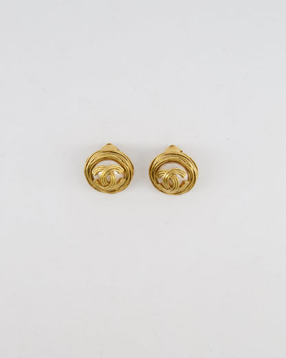 Chanel Vintage 94A Gold Spiral Round Clip On Earrings with Embedded Pearl and Gold CC Logo
