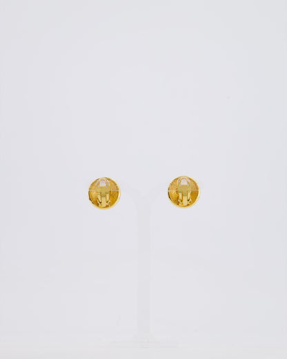 *HOT* Chanel Vintage Gold Medallion Starburst Clip On Earrings with CC Logo Detail