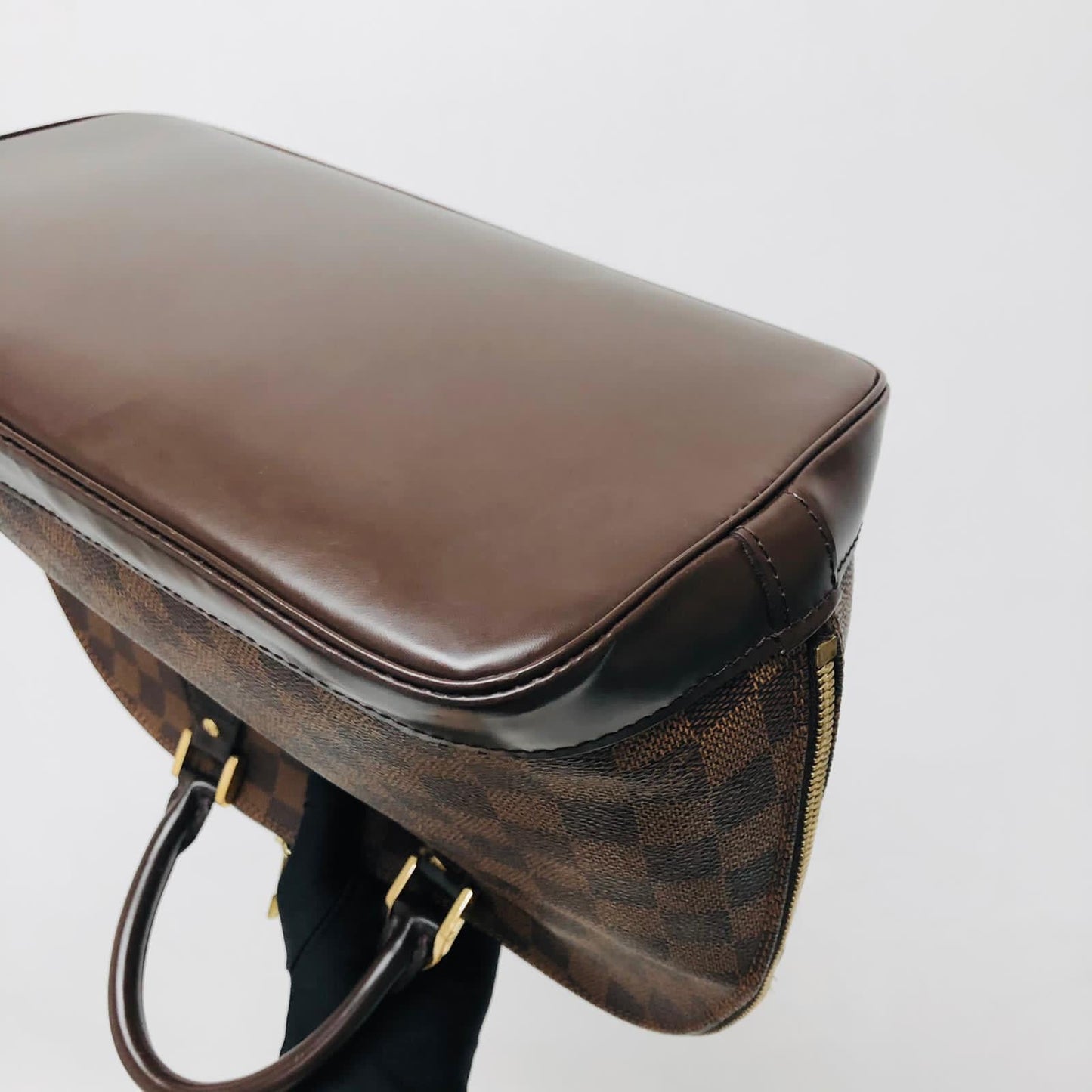 Louis-Vuitton Alma Damier Ebene PM