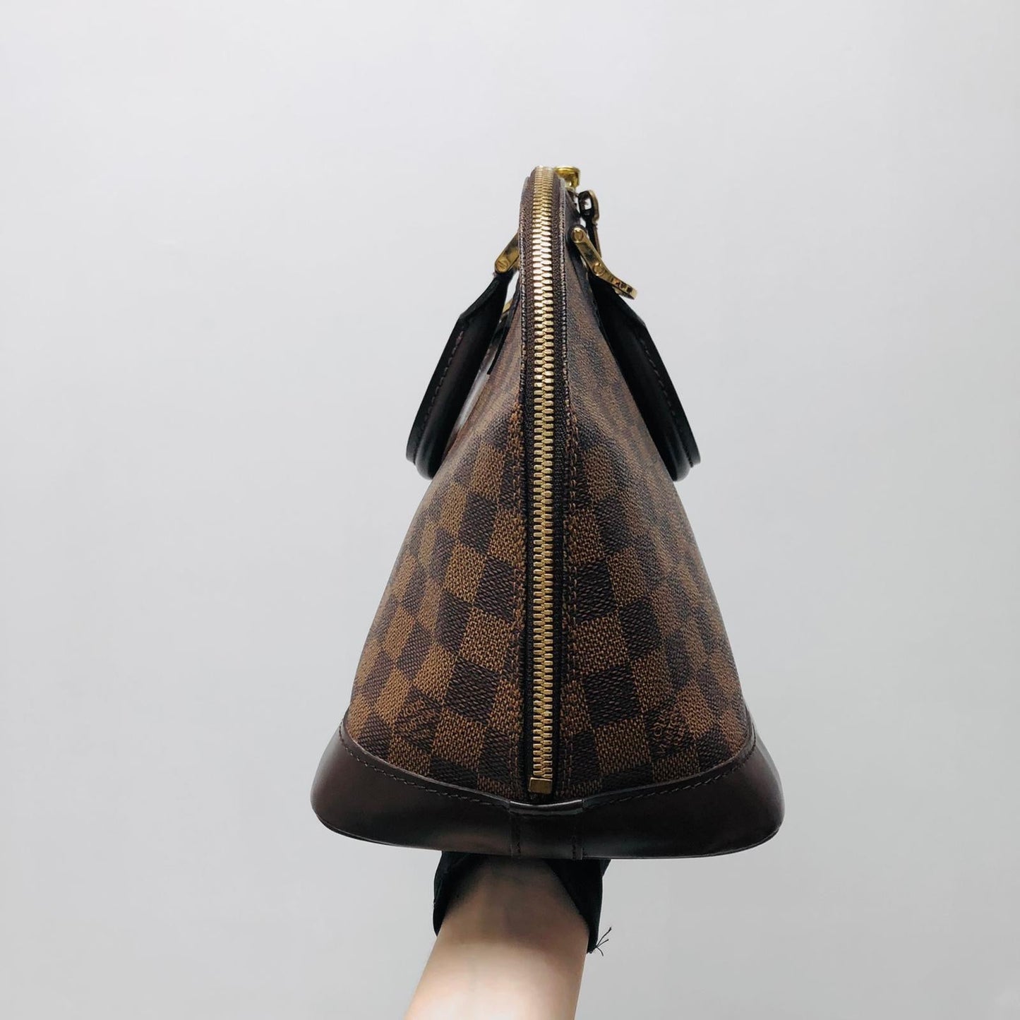 Louis-Vuitton Alma Damier Ebene PM