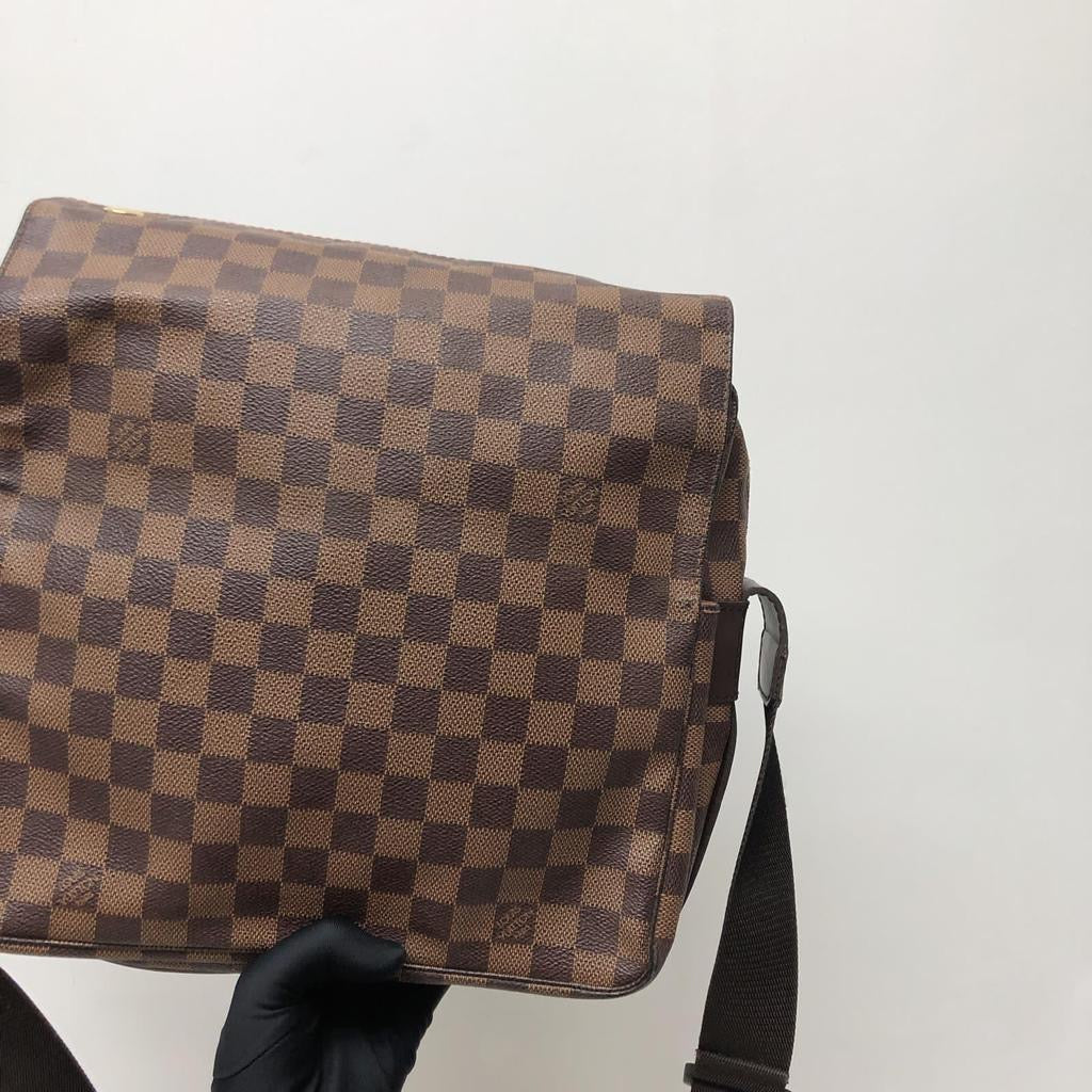 Louis-Vuitton Damier Ebene Daniel GM Messenger Bag