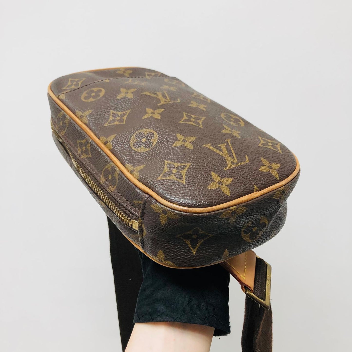 Louis-Vuitton Monogram Pochette Gange Crossbody Fanny Waist Belt Bag