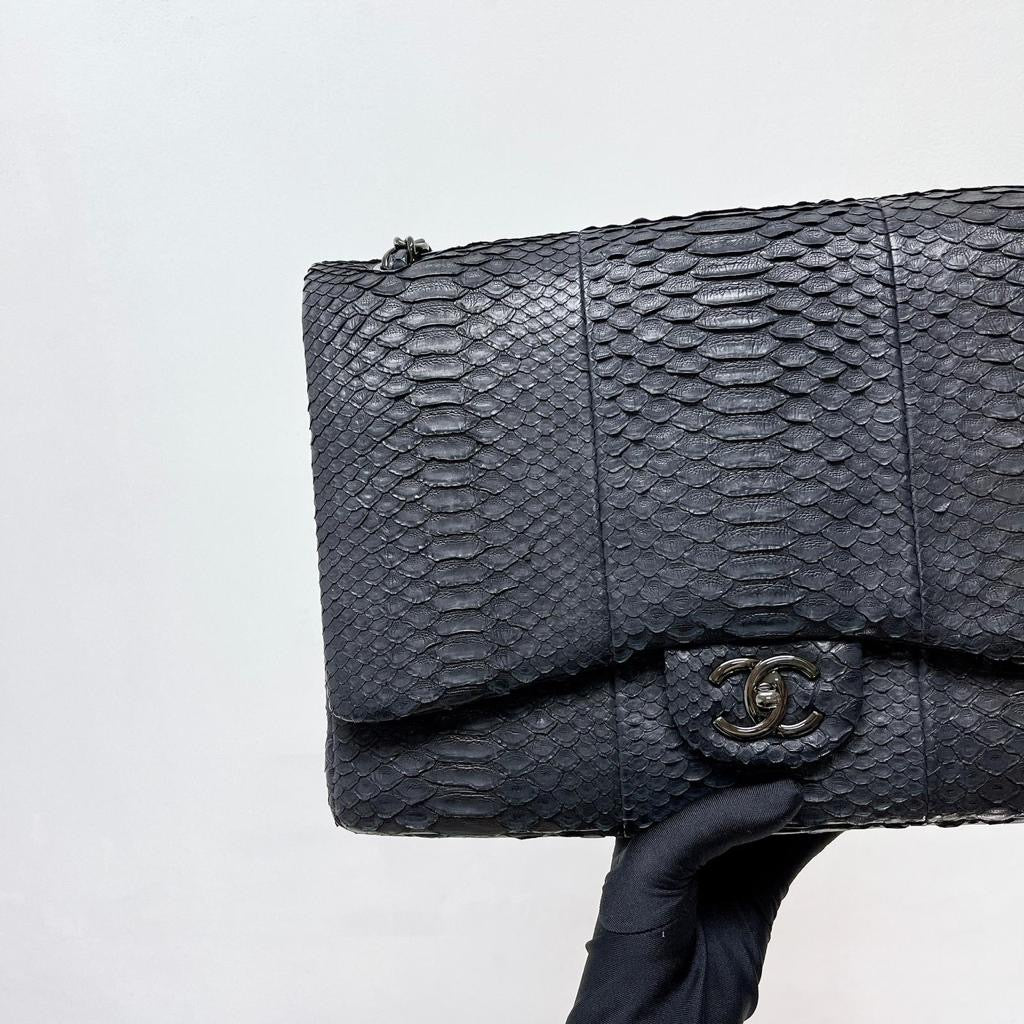 Maxi Double Flap Python Leather in Black RHW
